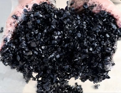 感城镇沥青冷补料（沥青砂）的优势特点与施工流程解析